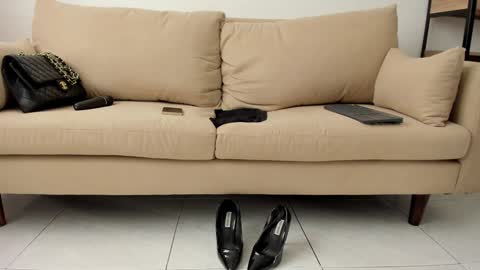 Snapshot of lucie_oude_ chatting on January 23, 2025, 5:10 pm Lucie online show from January 23, 2025, 5:10 pm