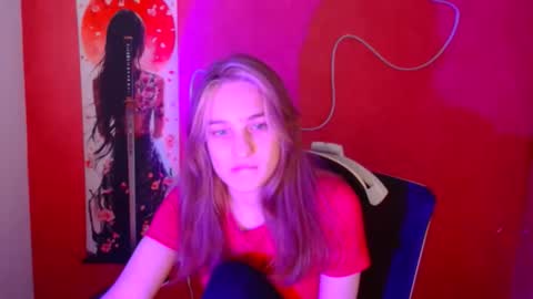 Lucie online show from November 22, 2025, 6:29 pm