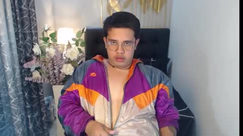 Snapshot of luciferhotcum chatting on February 1, 2025, 1:30 pm Luciferhotcum online show from February 1, 2025, 1:30 pm