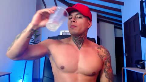 luciferstar01 online show from May 8, 2026, 11:10 pm