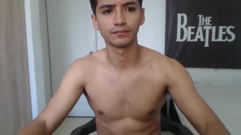 Snapshot of lucifferr_ chatting on February 12, 2025, 7:24 pm leonel online show from February 12, 2025, 7:24 pm