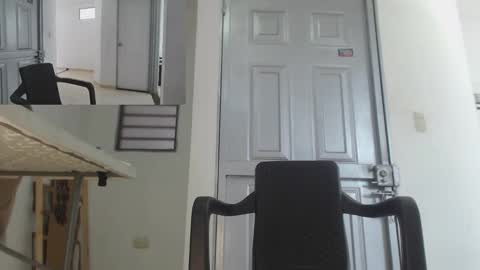 Snapshot of lucifferr_ chatting on March 9, 2025, 5:17 pm leonel online show from March 9, 2025, 5:17 pm