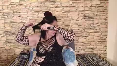 Grace online show from November 18, 2025, 6:23 pm