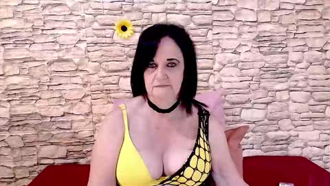 Snapshot of luciousgrace chatting on June 1, 2026, 5:31 am Grace online show from June 1, 2026, 5:31 am