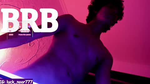 Snapshot of lucke_noor chatting on February 3, 2026, 5:27 am Noor online show from February 3, 2026, 5:27 am