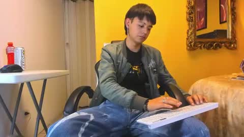 Snapshot of luckk_ chatting on June 25, 2026, 4:56 am luckk_ online show from June 25, 2026, 4:56 am