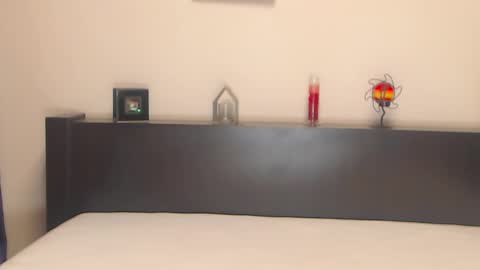 lucky4905010 online show from February 24, 2025, 11:41 pm