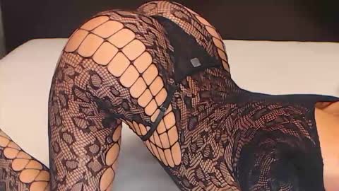 lucky4905010 online show from April 21, 2026, 7:39 pm