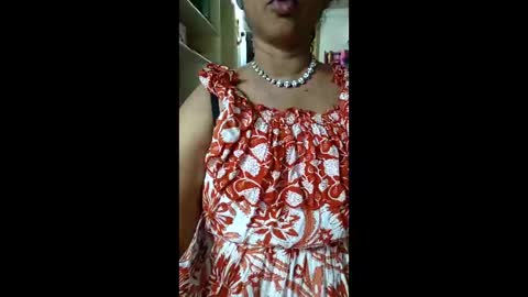 lucky5724286091 online show from April 12, 2026, 6:02 pm