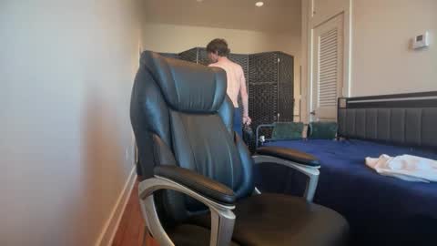 Snapshot of lucky_bme chatting on February 12, 2026, 1:39 pm lucky_bme online show from February 12, 2026, 1:39 pm