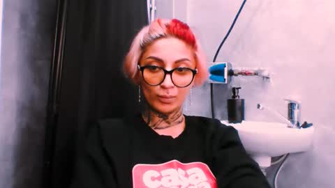 lucky_denizz online show from November 24, 2025, 10:26 am