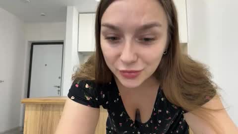 lucky_foryou_baby online show from November 3, 2025, 12:28 pm