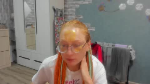 lucky_licky20 online show from October 22, 2025, 1:28 am