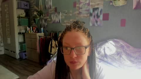 lucky_licky20 online show from May 25, 2026, 2:28 am
