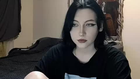 luckybastrad0677 online show from May 22, 2026, 8:14 pm