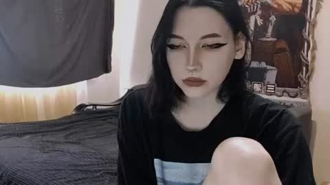 Snapshot of luckybastrad0677 chatting on June 19, 2026, 12:31 pm luckybastrad0677 online show from June 19, 2026, 12:31 pm