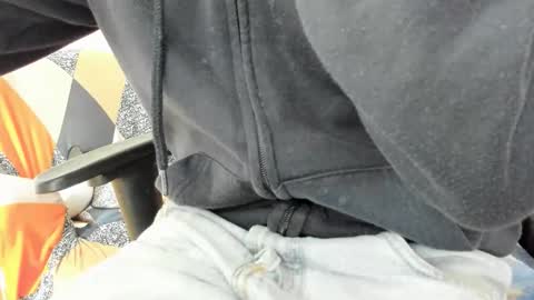 Snapshot of luckydrakex chatting on February 12, 2026, 9:48 am Lucky online show from February 12, 2026, 9:48 am