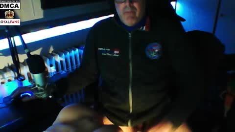 Snapshot of luckyfreak1 chatting on February 1, 2025, 10:44 pm call me Stefan online show from February 1, 2025, 10:44 pm