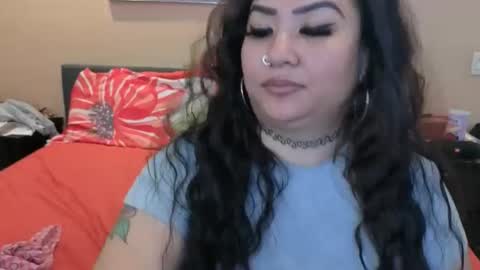 luckylee1992 online show from April 12, 2026, 5:34 am