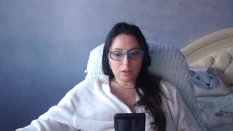 luckylinda23 online show from January 13, 2026, 11:37 am