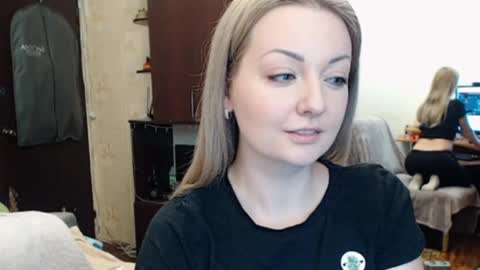 LuckyShot online show from February 11, 2025, 2:13 pm