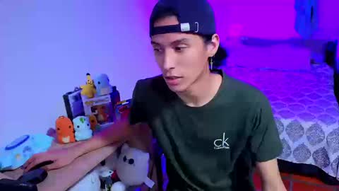 Lu Independent Model online show from September 23, 2025, 5:10 am