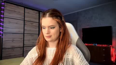 Snapshot of lucretiareisen chatting on April 3, 2026, 3:10 pm EmmaEmbers online show from April 3, 2026, 3:10 pm