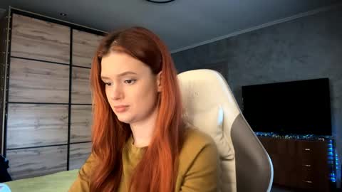 Snapshot of lucretiareisen chatting on April 13, 2026, 3:06 pm EmmaEmbers online show from April 13, 2026, 3:06 pm