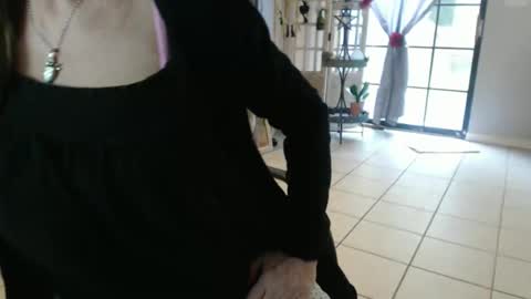 Snapshot of lucy_0000 chatting on May 31, 2026, 10:00 pm lucy_0000 online show from May 31, 2026, 10:00 pm