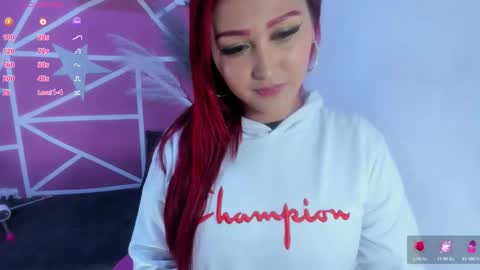 lucy_beatifull online show from March 3, 2026, 12:00 pm