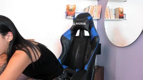 Snapshot of lucy_ferreiraa chatting on February 22, 2025, 4:18 am Your Lucy online show from February 22, 2025, 4:18 am