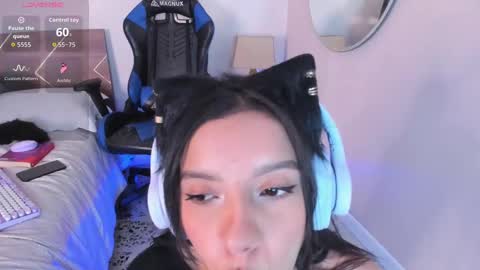 Snapshot of lucy_ferreiraa chatting on October 11, 2025, 5:17 am Your Lucy online show from October 11, 2025, 5:17 am