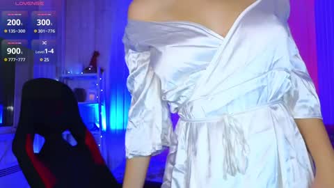 Lucy online show from December 4, 2024, 3:15 am