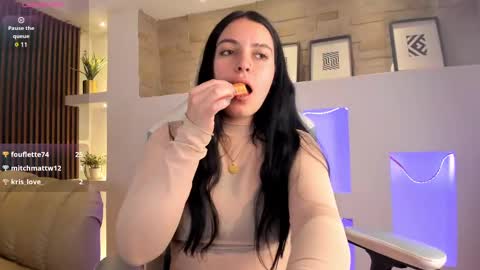 Snapshot of lucy_smith7 chatting on January 4, 2025, 5:16 pm Sofia  online show from January 4, 2025, 5:16 pm