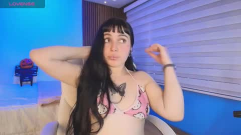 Snapshot of lucy_smith7 chatting on October 13, 2025, 8:09 pm Sofia  online show from October 13, 2025, 8:09 pm