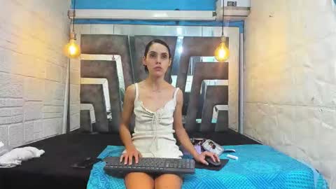 Lucy unlimit come back here  online show from March 25, 2026, 2:39 am