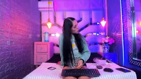 Snapshot of lucy_unlimited chatting on April 25, 2026, 1:41 am Lucy unlimit come back here online show from April 25, 2026, 1:41 am