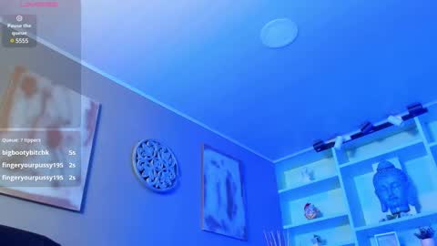 Snapshot of lucy_williiams chatting on March 5, 2025, 11:27 pm Lucy  online show from March 5, 2025, 11:27 pm