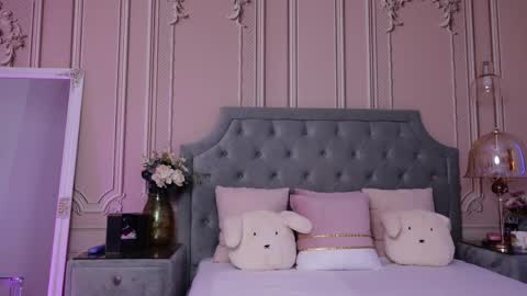 LucyAddison online show from May 11, 2026, 2:50 am