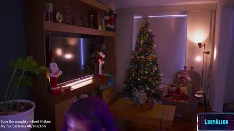 Lucy Alien  online show from January 5, 2026, 5:27 pm