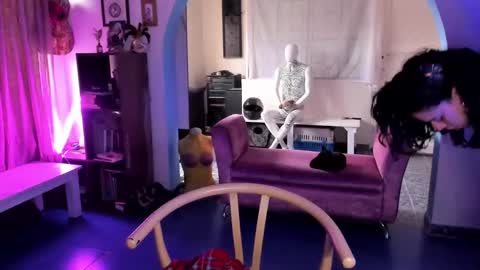 Snapshot of lucyklumm chatting on September 17, 2025, 9:49 pm MALAMOR online show from September 17, 2025, 9:49 pm