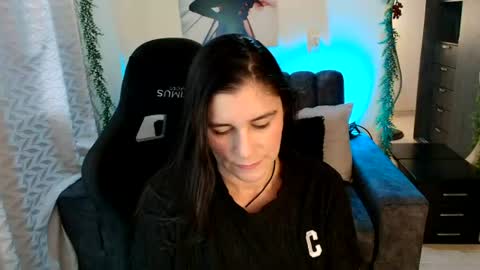 Snapshot of lucyli_ chatting on July 2, 2026, 3:18 pm LUCY online show from July 2, 2026, 3:18 pm