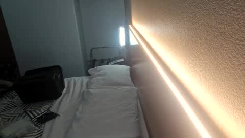 Snapshot of lucyloveslookers78240 chatting on October 6, 2025, 12:41 am Lucy Loves Lookers online show from October 6, 2025, 12:41 am