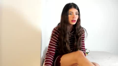 Snapshot of lucyportman chatting on February 23, 2026, 5:49 am lucyportman online show from February 23, 2026, 5:49 am