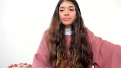 lucyportman online show from June 1, 2026, 5:25 pm