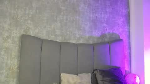 lucyrayy online show from February 26, 2026, 9:25 pm