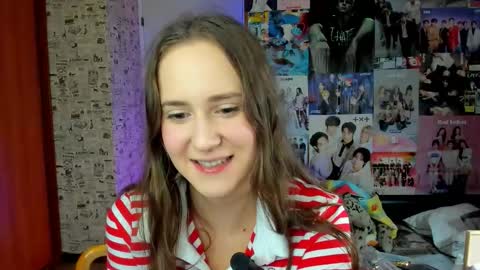 Lucy Rose online show from September 15, 2025, 5:18 am