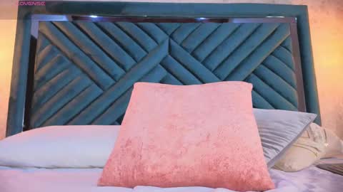 Lucy online show from September 26, 2025, 4:49 am