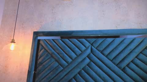 Lucy online show from October 2, 2025, 3:46 am