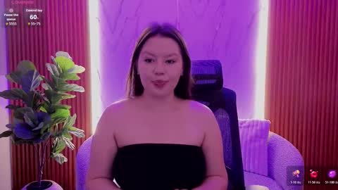 Snapshot of lucyvg chatting on December 20, 2025, 3:46 am Lucy online show from December 20, 2025, 3:46 am